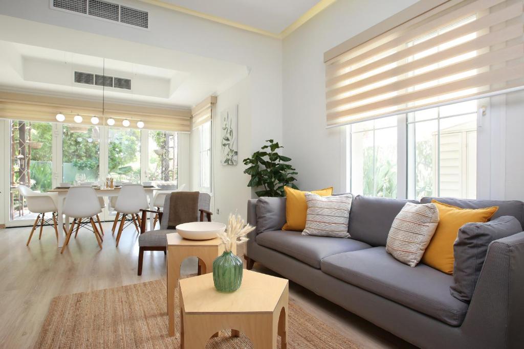 Springs House bedroom renovation — residential fit-out by HOX Interiors